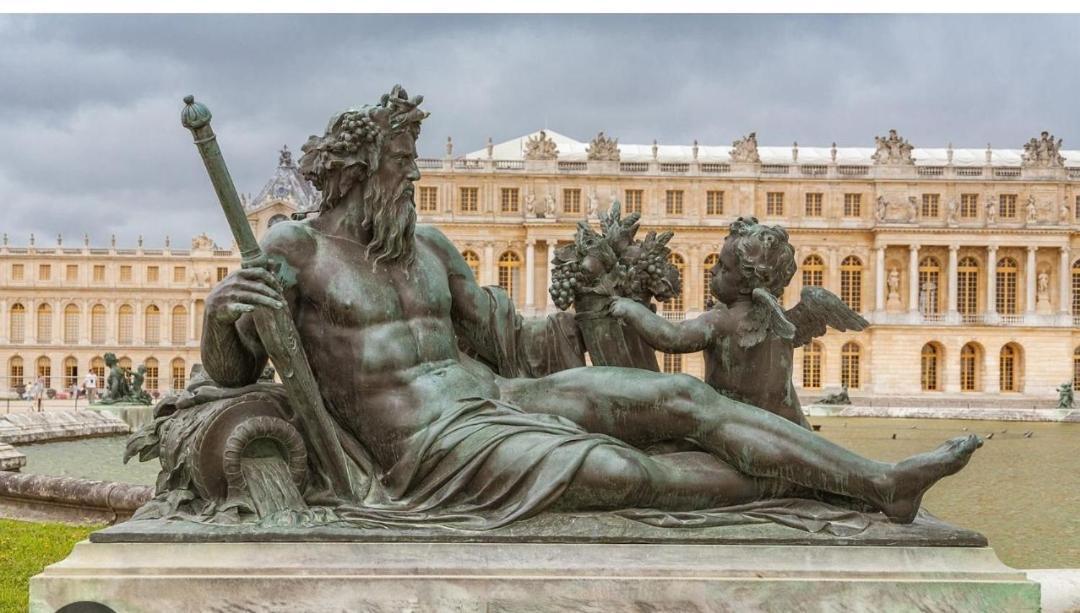 Home Versailles Kültér fotó